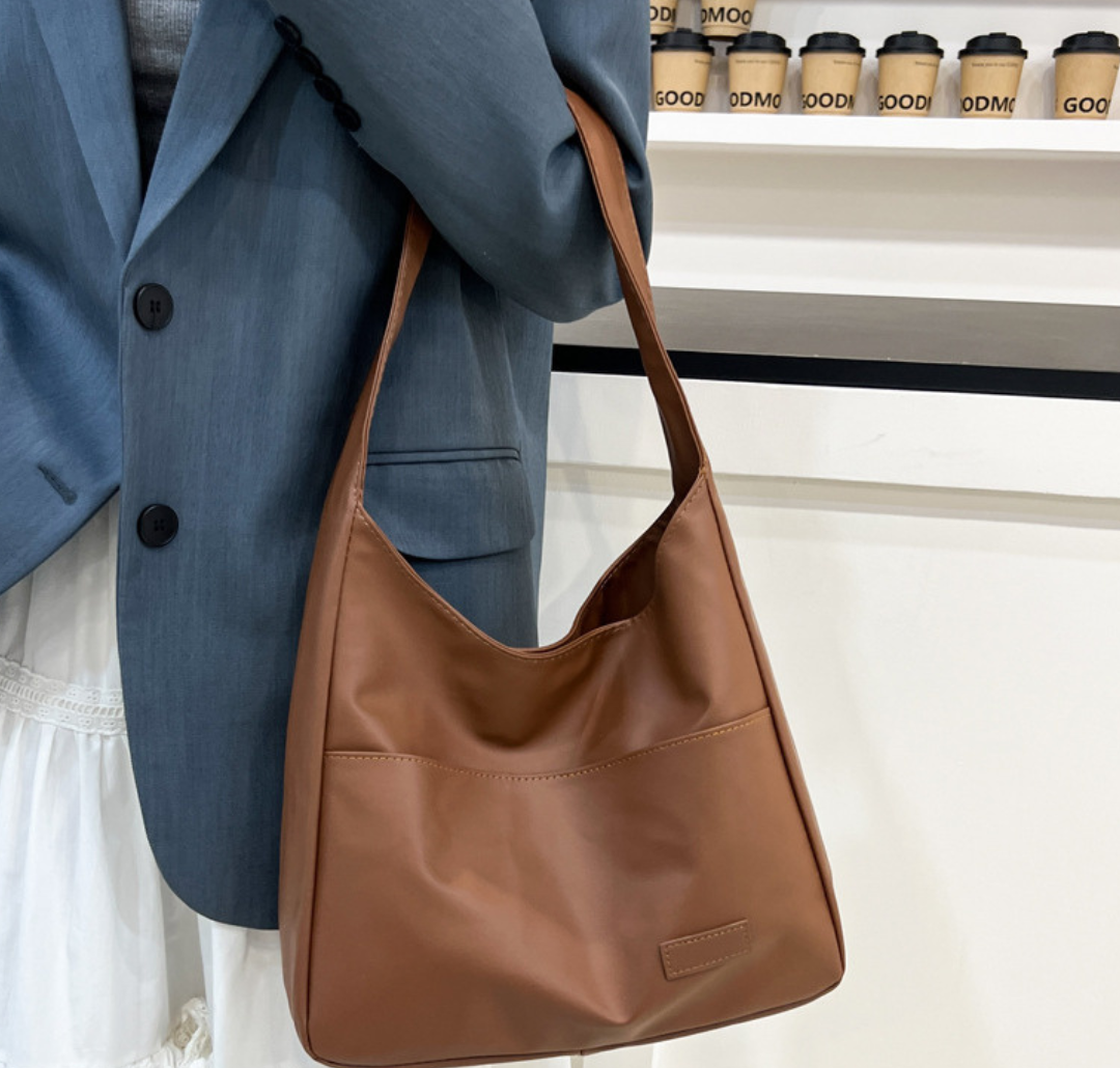 Alltägliches Victoria Schultertasche